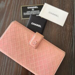 Chanel Pink Quilted Women's wallet